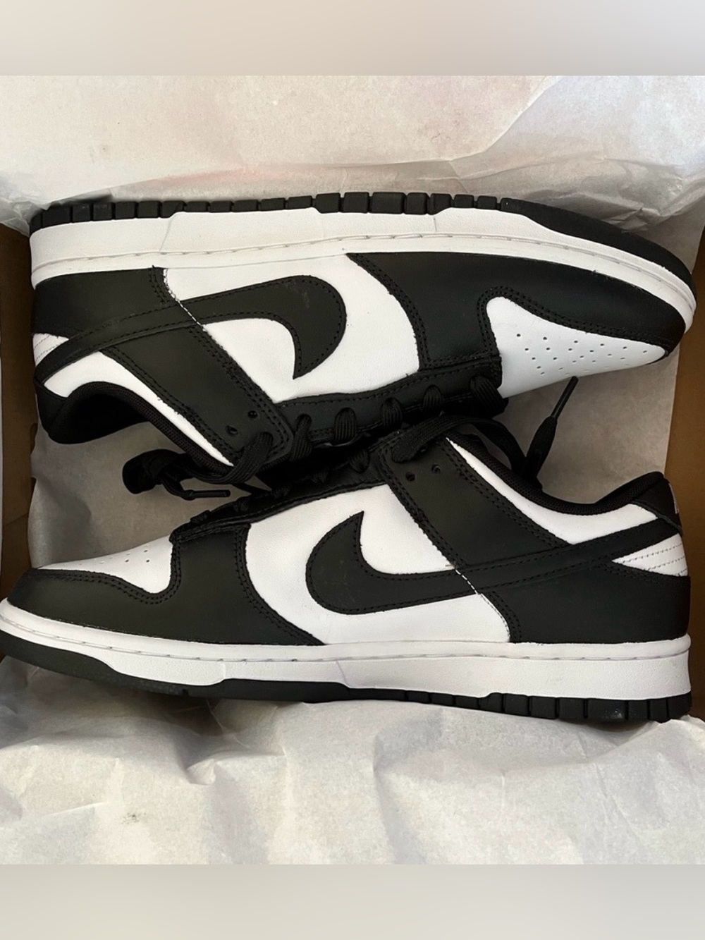 🆕 Nike Dunk Low Retro Sneakers